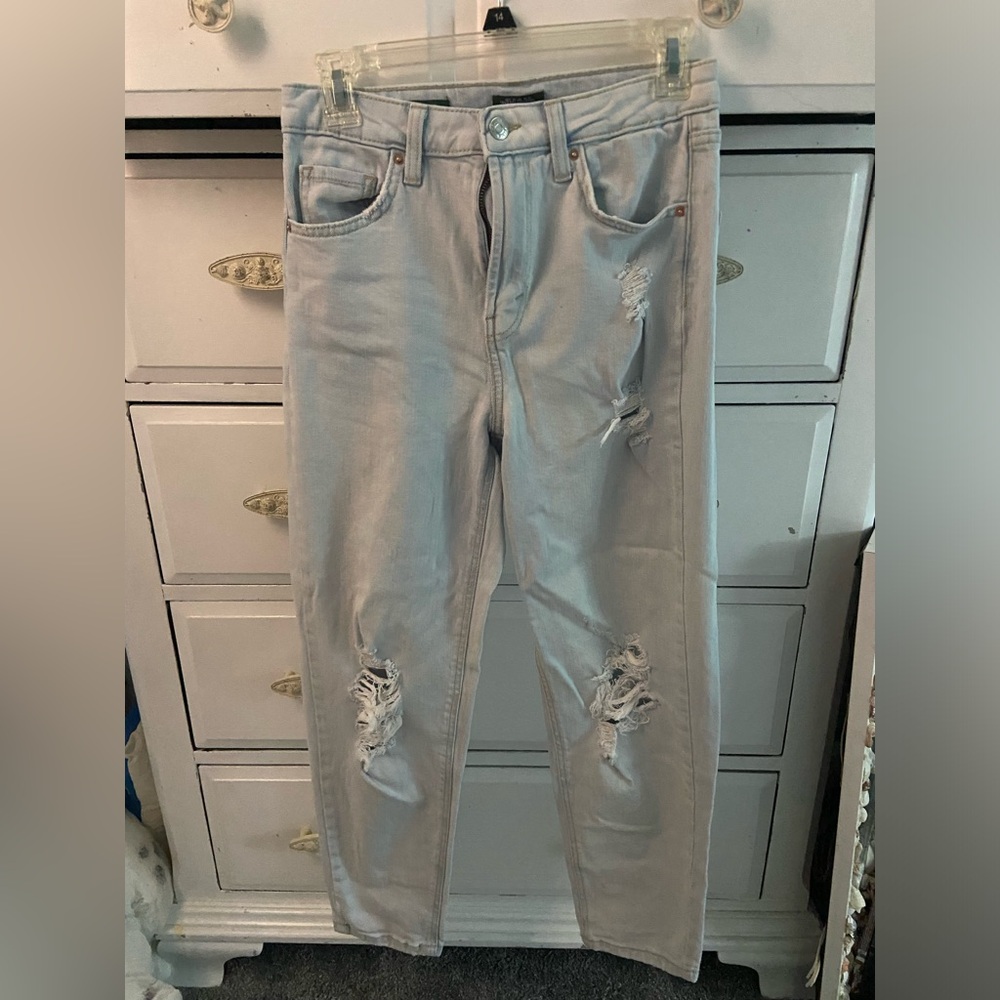 light wash jeans